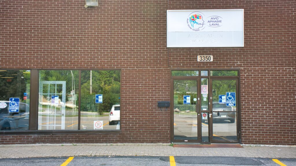 lunettes à Laval - point de service