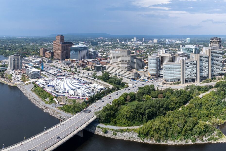 Bonhomme à lunettes à Gatineau