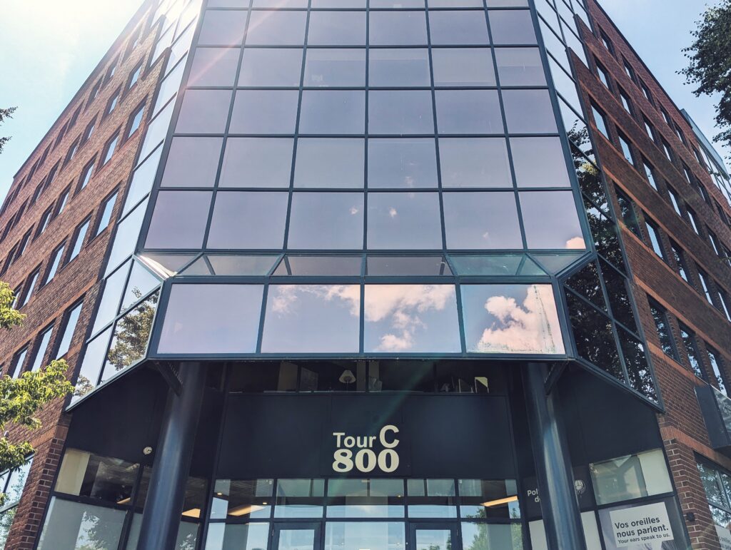 lunettes à Laval - point de service